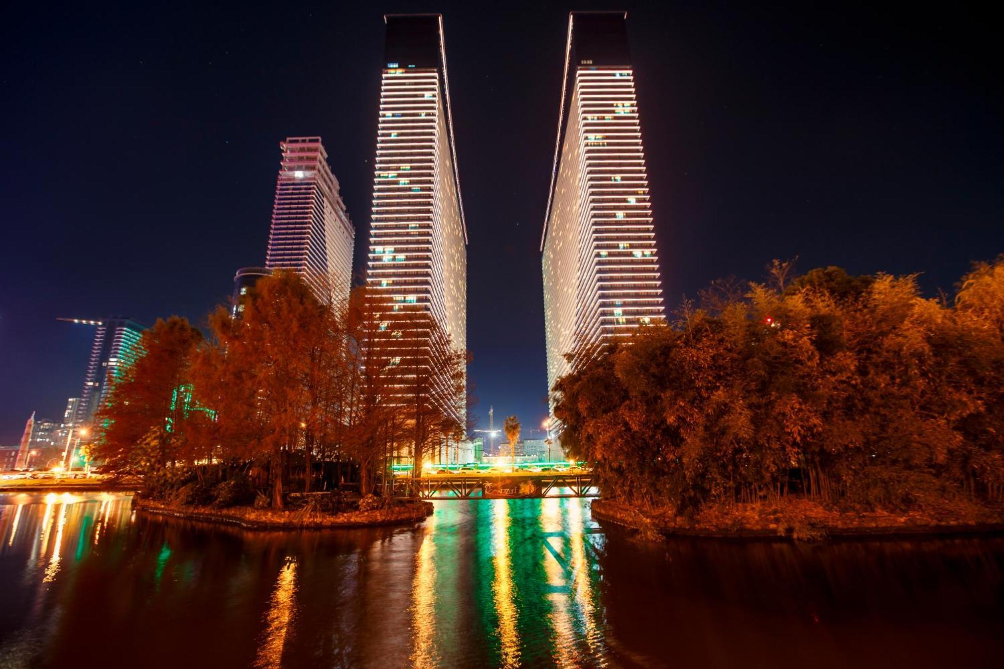 Panorama Batumi Beach Resort Exterior foto