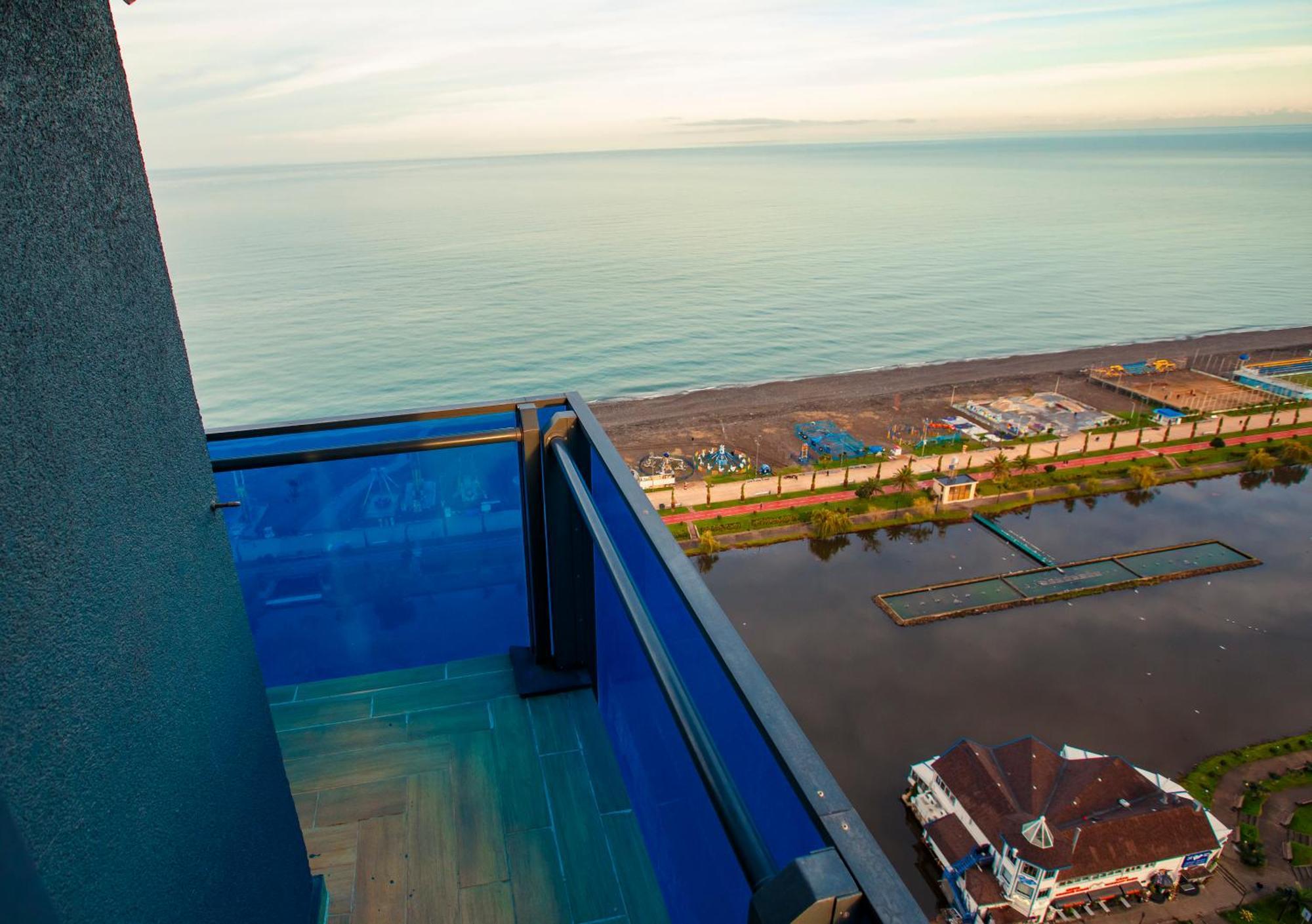 Panorama Batumi Beach Resort Exterior foto