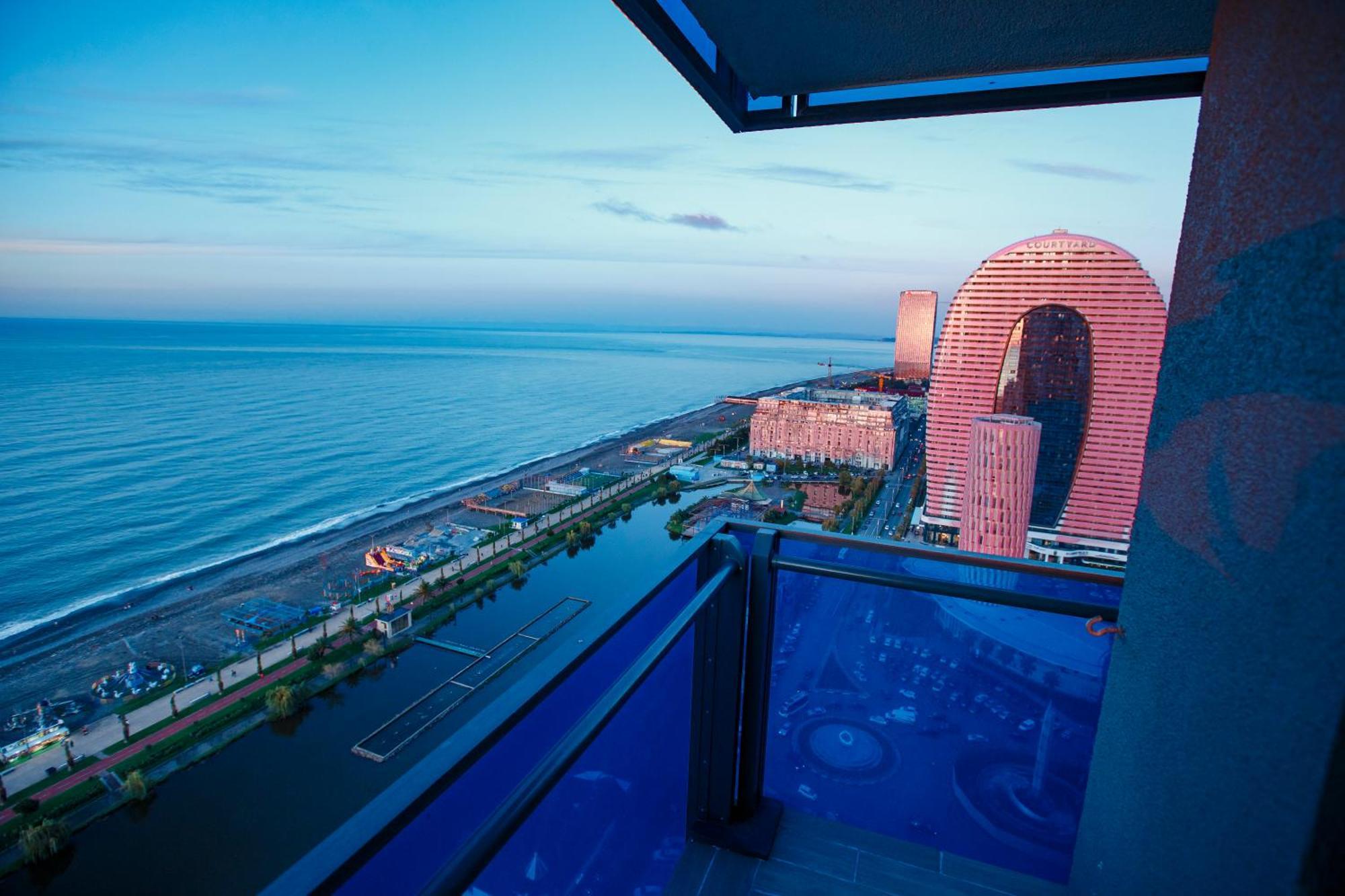 Panorama Batumi Beach Resort Exterior foto